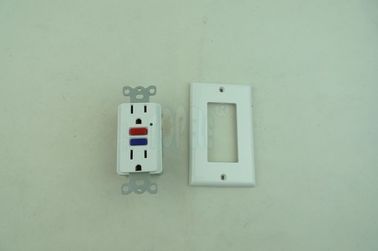 Receptores GFCI comerciales de doble tipo resistentes a alteraciones de 125 V con luz indicadora LED