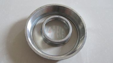 En el caso de los conductos de hierro maleable, se utilizará una cubierta de zinc fundido a presión o una cubierta aislada para conductos rígidos o IMC