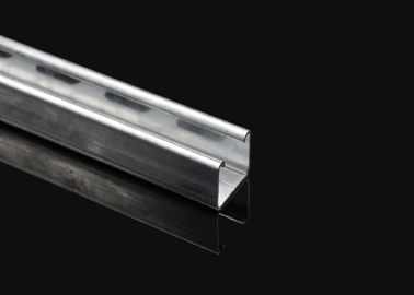 Canal de estribillo con ranuras de acero con conductos de soporte ULTo 41X 41MM