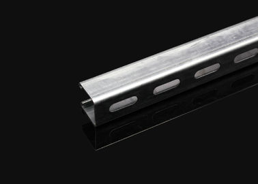 Canal de estribillo con ranuras de acero con conductos de soporte ULTo 41X 41MM