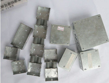 1.2mm Interruptores de cajas eléctricas rectangulares y cubre el nivel de protección IP55
