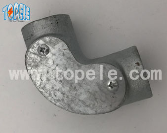 Conectores de conductos metálicos duraderos BS4568 Codo de inspección del canal de hierro maleable