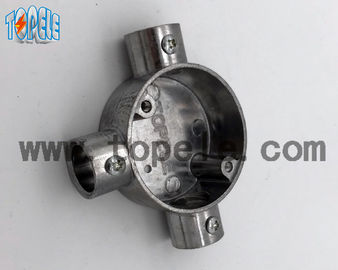 Aluminio / hierro maleable BS4568 Caja de unión de tres vías de conducto Tiempo de vida larga